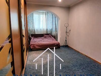 квартира за адресою Анни Ахматової вул., 43