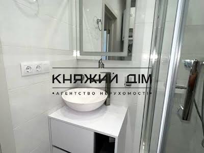 квартира за адресою Ревуцького вул., 40-Б