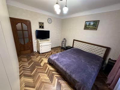 квартира за адресою Донецька вул., 18/2