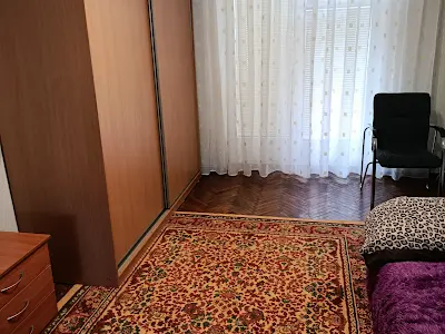 квартира за адресою Миколи Міхновського бульв. (Дружби Народів), 3-Б