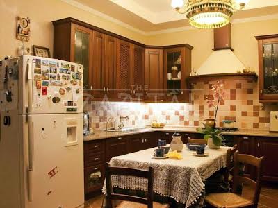 будинок за адресою Дарницький бульв., 1