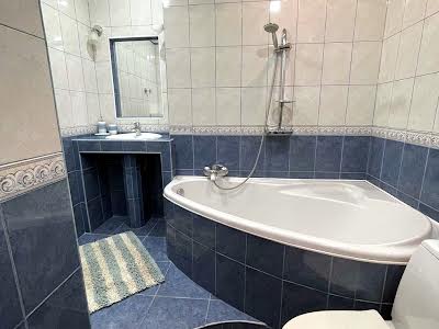 квартира за адресою Перемоги просп., 72в