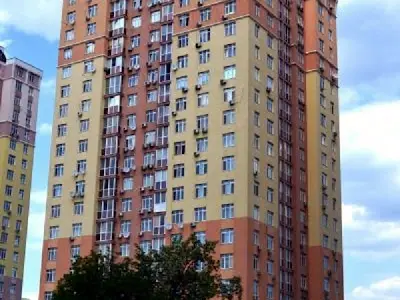 коммерческая по адресу Гната Хоткевича ул. (Красногвардейская), 10