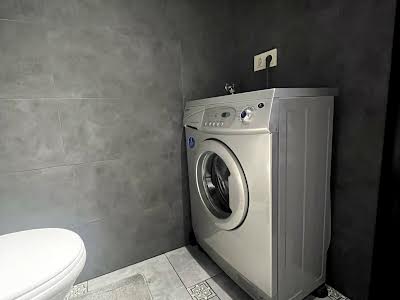квартира за адресою Київ, Соломії Крушельницької вул., 15