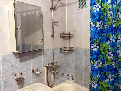 квартира за адресою Гната Юри вул., 1