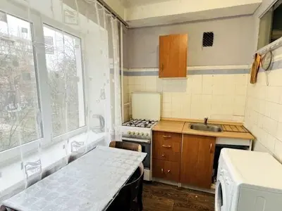 квартира за адресою Київ, Митрофана Довнар-Запольського вул., 4-А
