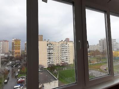 квартира за адресою Драгоманова вул., 9