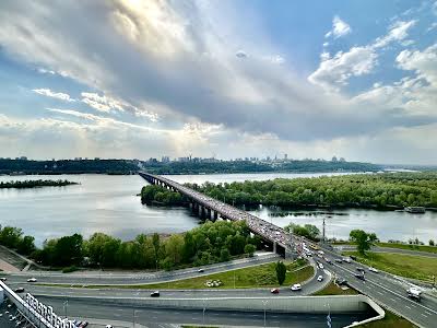 квартира за адресою Дніпровська набережна вул., 1