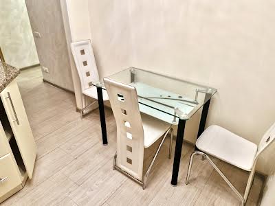 квартира за адресою Ентузіастів вул., 33