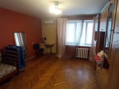 квартира за адресою Антоновича вул. (Горького), 162