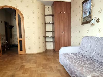 квартира за адресою Панаса Мирного вул., 17