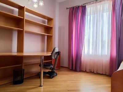 квартира за адресою Івана Мазепи вул. (Січневого Повстання), 3