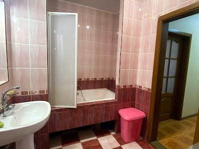 квартира по адресу Раисы Окипной ул., 8