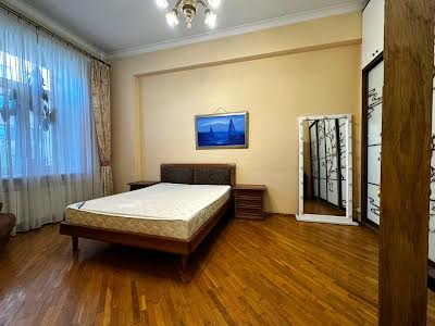 квартира за адресою Жилянська вул., 34