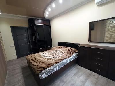 квартира за адресою Драгоманова вул., 2Б