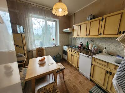 квартира за адресою Ризька вул., 16