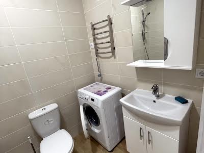 квартира за адресою Теплична вул., 58