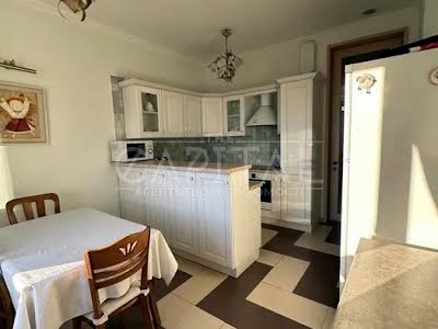 квартира по адресу Дмитриевская ул., 69