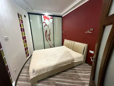 квартира за адресою Олени Пчілки вул., 2