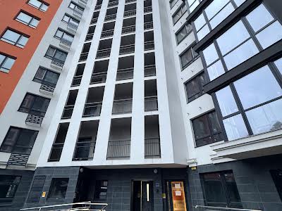 квартира за адресою Живописна вул., 3