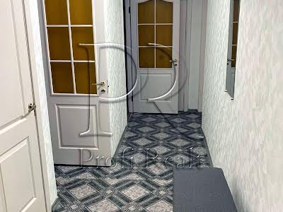 квартира по адресу Авиаконструктора Антонова ул., 15А