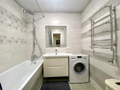 квартира за адресою Сергія Данченка вул., 5