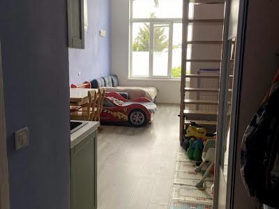 квартира по адресу Євгена Чикаленка ул. (Матросова), 8а