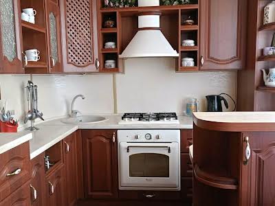 квартира за адресою Луї Пастера вул., 183