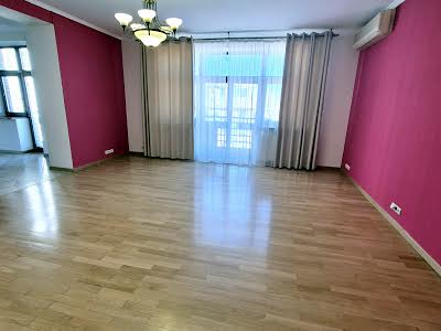 квартира по адресу Паторжинского ул., 14