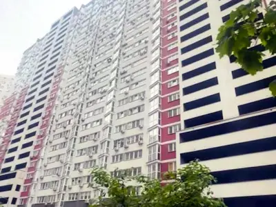 квартира по адресу Драгоманова ул., 2