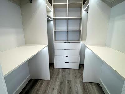 квартира за адресою Золотоустівська вул., 25