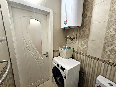 квартира за адресою Європейського Союзу просп. (Правди), 43