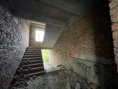 комерційна за адресою Броварська, 1 А
