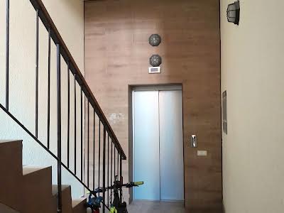 квартира за адресою Академіка Амосова вул., 63