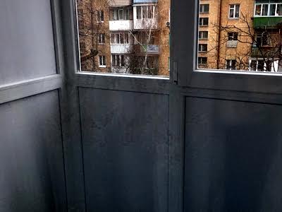 квартира по адресу Деревлянская ул. (Якира), 16/2