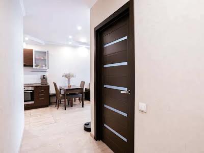 квартира за адресою Регенераторна вул., 4
