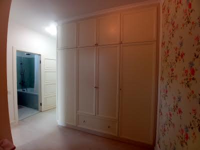 квартира за адресою Регенераторна вул., 4
