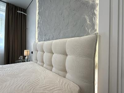 квартира за адресою Молодіжна, 8