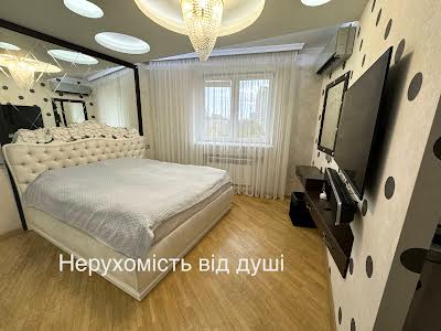 квартира за адресою Автозаводська вул., 99