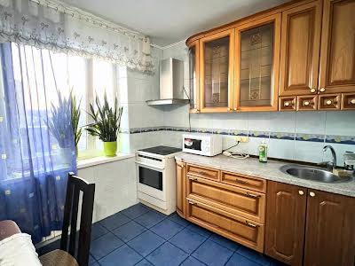 квартира по адресу Голосеевский просп. (40-летия Октября), 15-А
