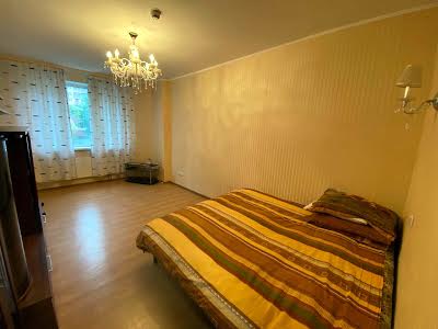 квартира за адресою Київ, Миколи Шепелєва вул., 5