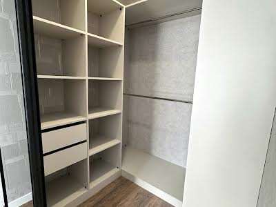 квартира по адресу Свободы ул., 1-C