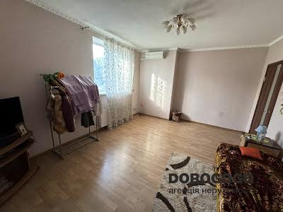 будинок за адресою Ватутіна