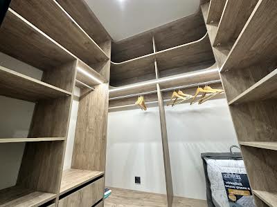 квартира за адресою Набережно-Рибальська дорога вул., 27