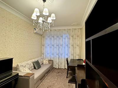 квартира за адресою Кловський узвіз, 4