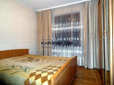 квартира за адресою Ревуцького вул., 44-Б