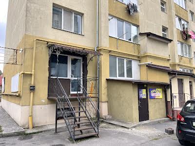 коммерческая по адресу Крайня, 1