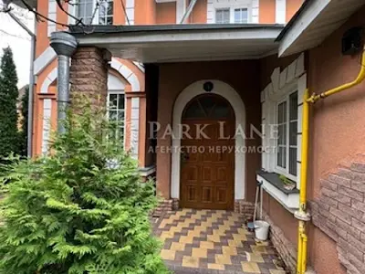 дом по адресу Киев, Танкістів ул., 3