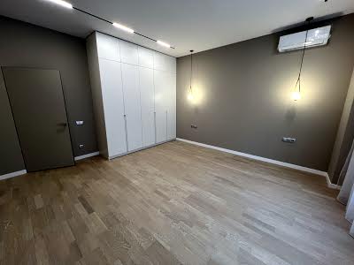 квартира по адресу Киев, Сапёрное Поле ул., 5