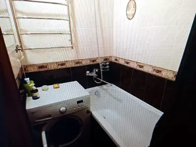 квартира за адресою Будівельників вул., 12